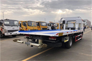 曲麻莱汽车救援补胎