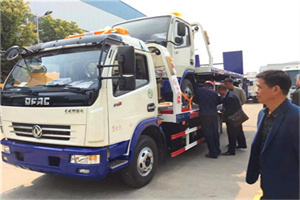 曲麻莱汽车道路救援拖车价格